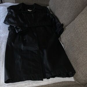 Vintage EUC Women's Black Leather Coat/Trench by Pelle Studio